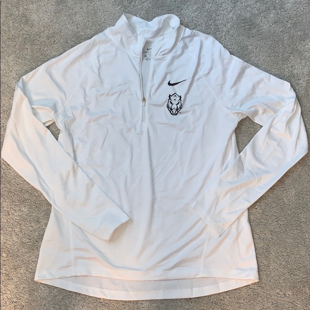 🌟BRAND NEW nike quarter zipper🌟